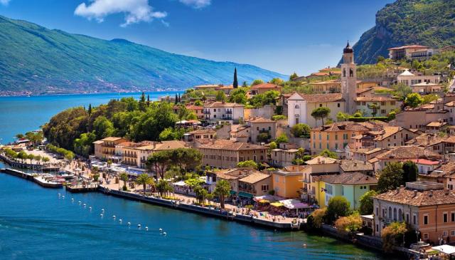 Z poklidných břehů Gardy až do srdce Milana