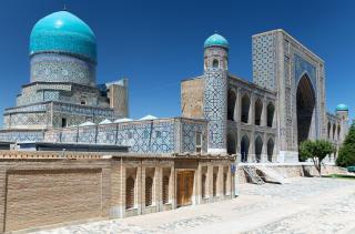 Uzbekistán, Turkmenistán, Írán