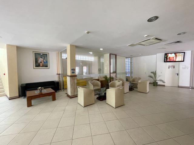 Lobby_03