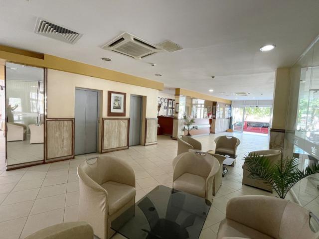 Lobby_04