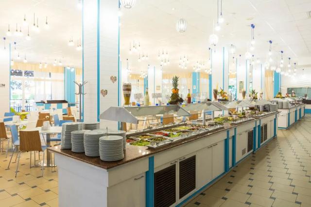 24275307-mpm-astoria