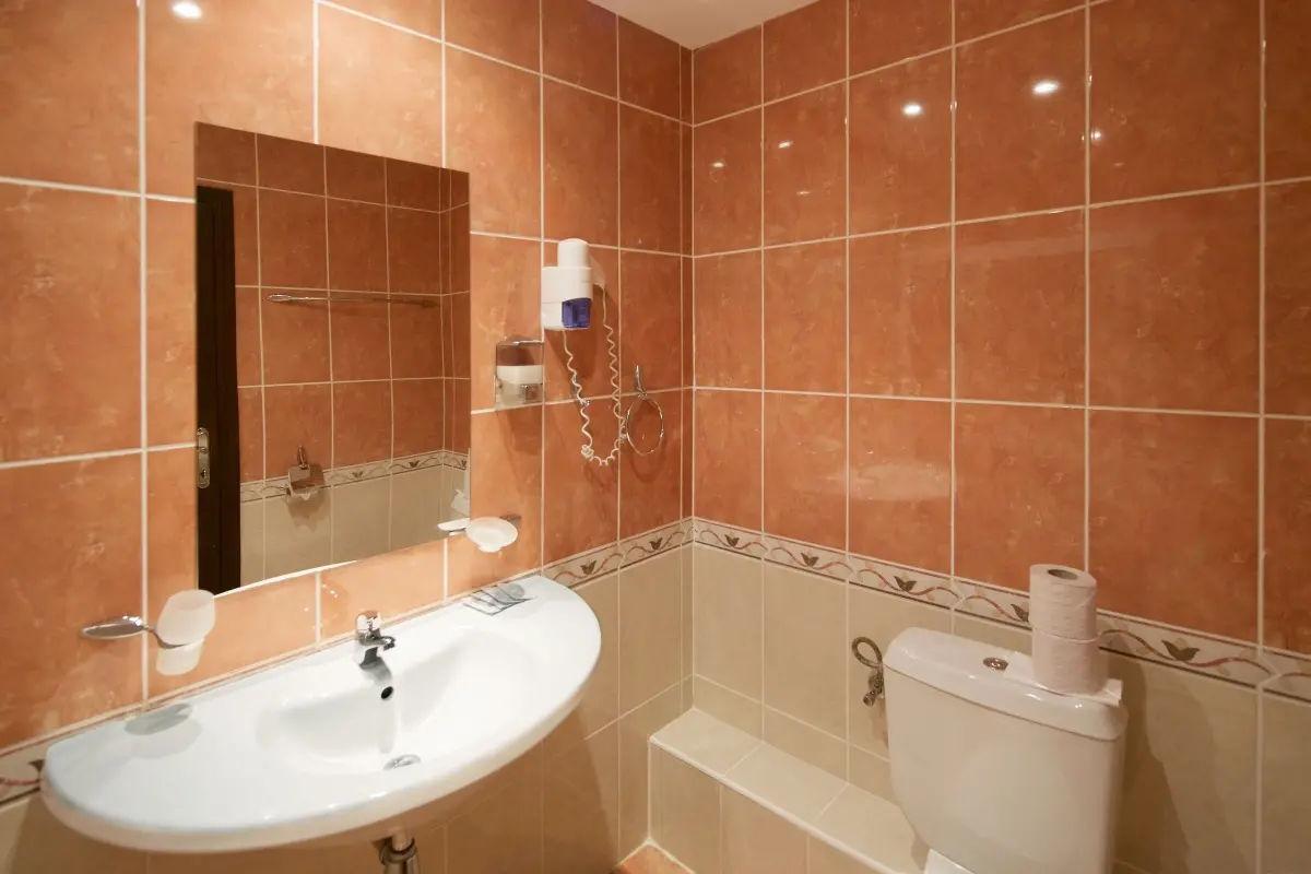 24139930-yavor-palace