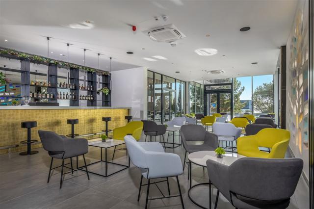 Lobby bar_hotel Ad Turres.jpg