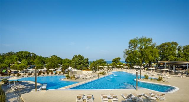 Pool complex - Loop (5).jpg