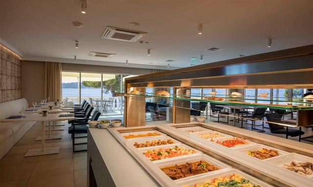 Hotel-Bellevue----Buffet.jpg