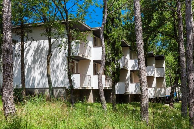 Exterior_pavilions Kacjak (1).jpg