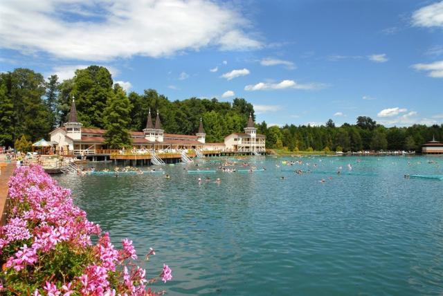 europafit-pictures-heviz-lake-1.jpg