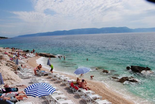 chatovy-areal-oliva-km-travel-chorvatsko-rabac-chatovy-areal-ol