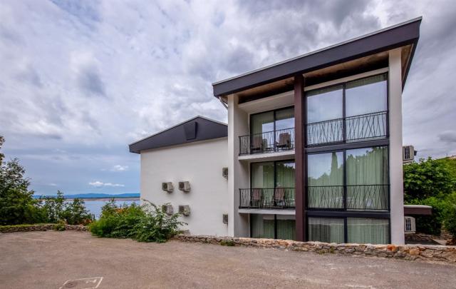 Exterior_Annex Omorika (1).PNG