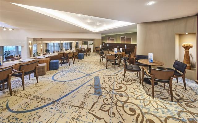 the_lounge_1.jpg