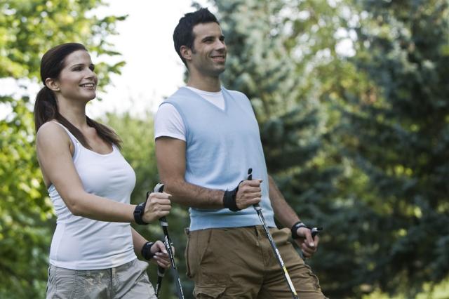 DH Bük_nordic walking 2.jpg