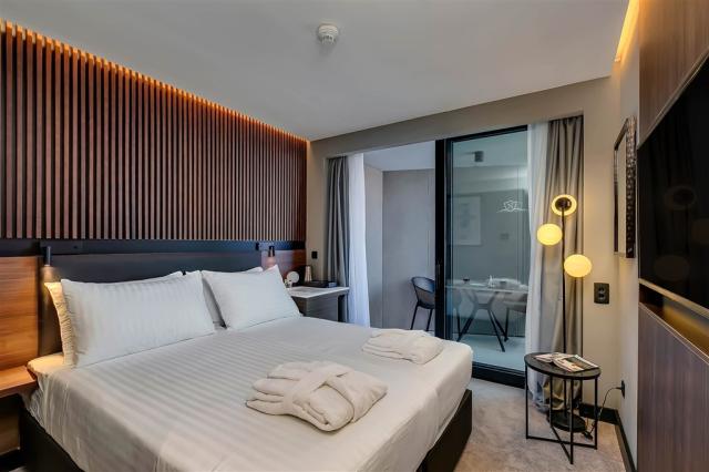 Standard double twin room with balcony_hotel Noemia_hotel Noemi