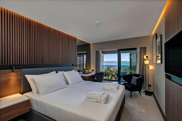 Superior double room, sea view, balcony_hotel Noemia (1).jpg