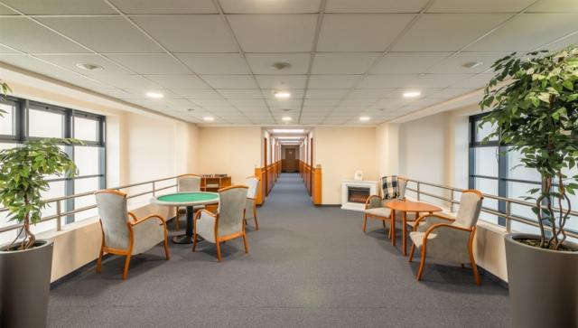 Hall_3.jpg