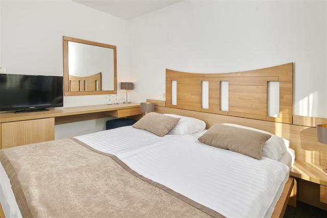 Comfort_Double_Room_S2_S3_2.jpg