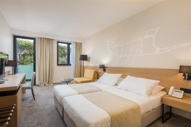 19_Aminess_Liburna_Hotel_Rooms_Comfort_Double_Room_With_Balcony