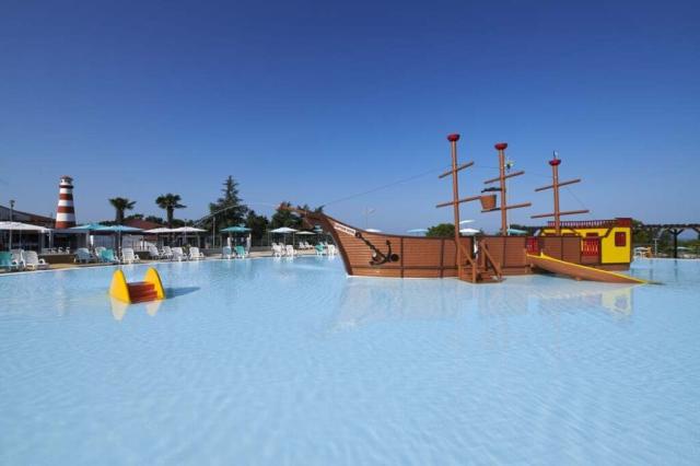 Istra-Camping-Camping-Park-Umag-2021-Swimming-Pools-4-1024x6834