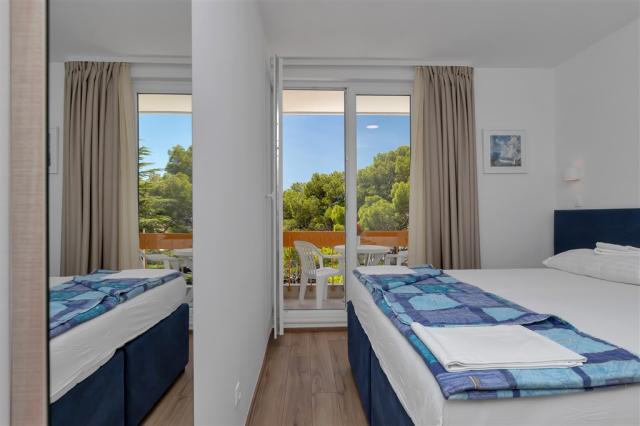 Family room_hotel Alem (2).jpg