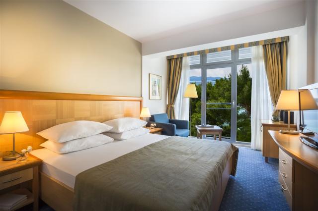 Superior_Double_Room_Seaside_S2M_4.jpg