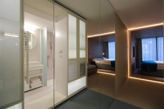 Superior twin Room (Family room) french balcony_hotel Katarina 