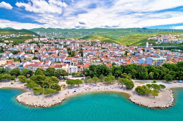 1680164938Crikvenica-plaza_1920.png