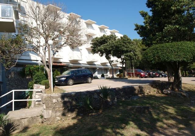 adriatic-hotel-adriatic-hotel-omisalj-ostrov-krk-101-ck-zemek-c