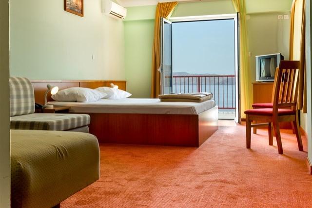 HotelZagrebKarlobag4SWCBM01.jpg