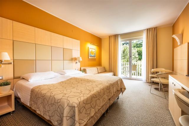HotelMirta_double_room_SSR_01_Foto_BDobrin_07231.jpg