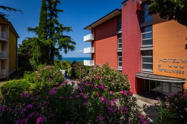 Hotel_Mirta_entrance_02_SSR_Foto_BDobrin_07231.jpg