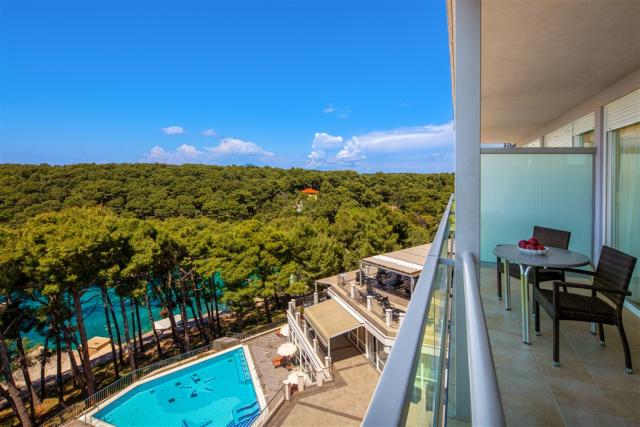 Suite Sea Side 6.jpg