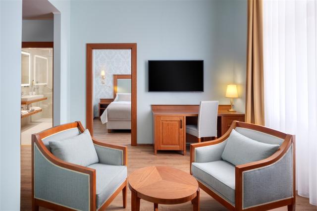 HOTEL HVEZDA_room_Imperial_Suite_0215_16A5849.jpg
