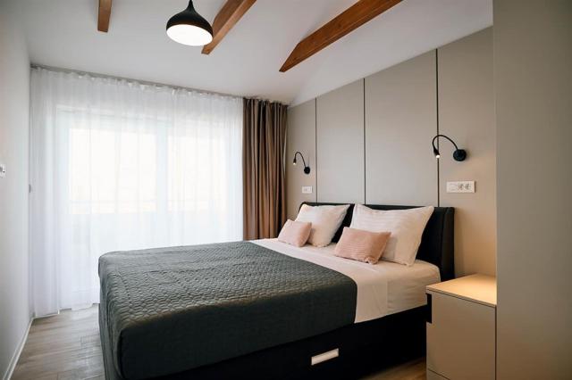Malinska-Green-Apartments-Krk-Croatia-TB_Bedroom1_02app4+2B.jpg