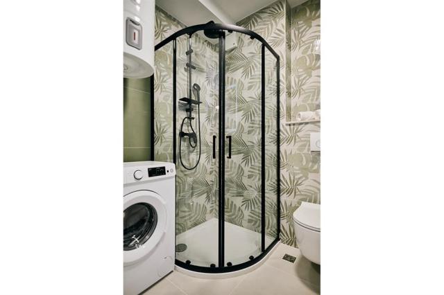 Malinska-Green-Apartments-Krk-Croatia-bathroom_01-studio.jpg