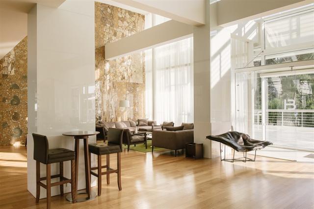 Bellevue Interior 3.jpg