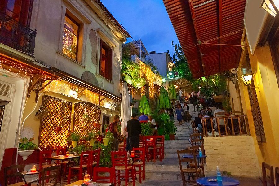 Čtvrť Plaka a restaurace