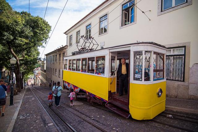 zluta_tramvaj_lisabon_spurek (5).jpg