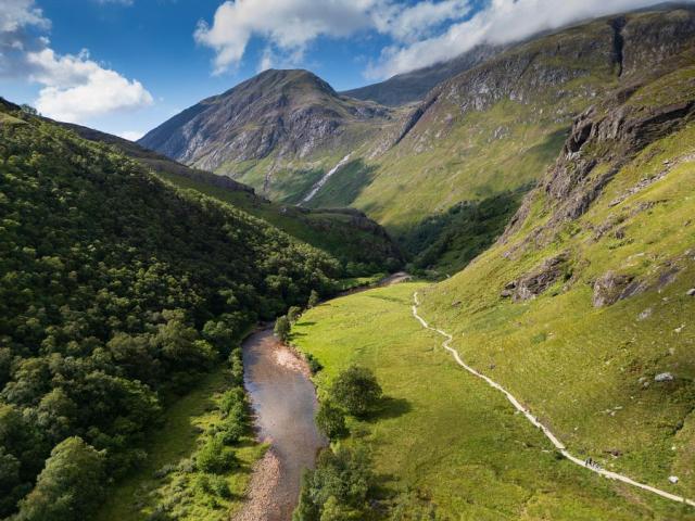 To nejlepší z Edinburghu + jezero Loch Ness (letecky z Ostravy – Krakova)