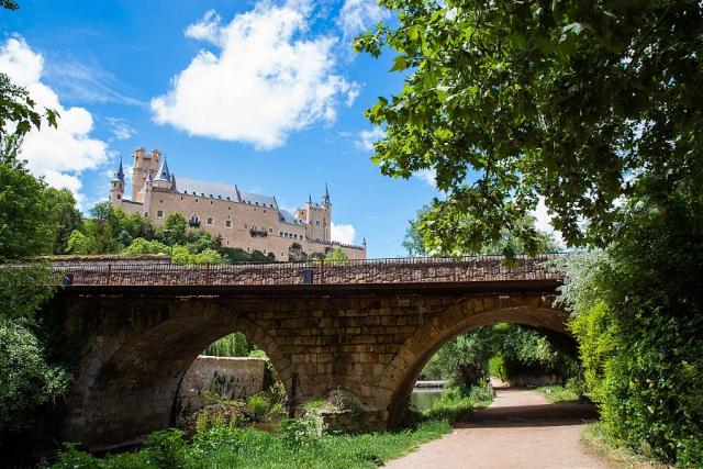 Segovia_kralovsky_palac_Alcazar__Pavel_Spurek.jpg