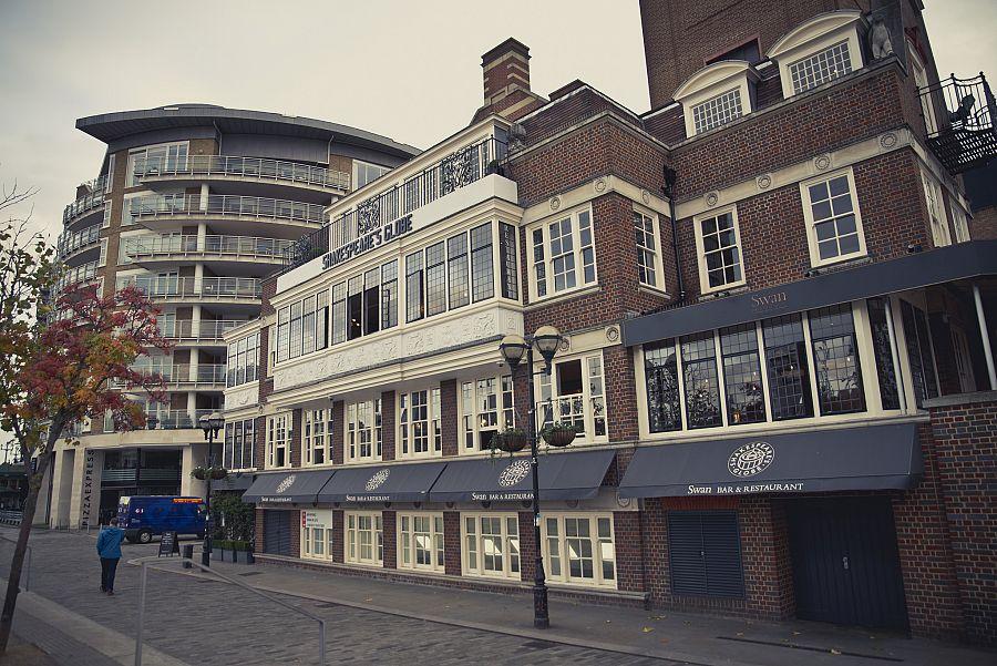 Londyn_restaurace_Swan_divadlo_Globe__foto_Pavel_Spurek.jpg
