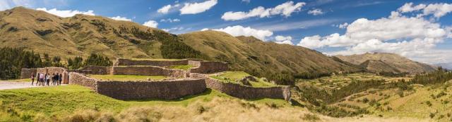 Peru_Cuzco_pevnost_Puca_Pucara.jpg