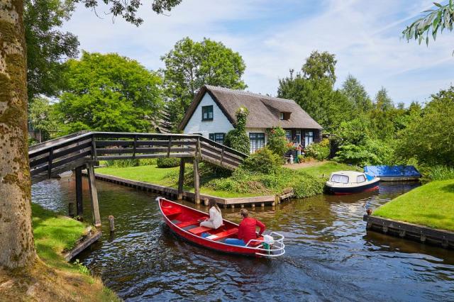 Holandsko_Giethoorn_2.jpg