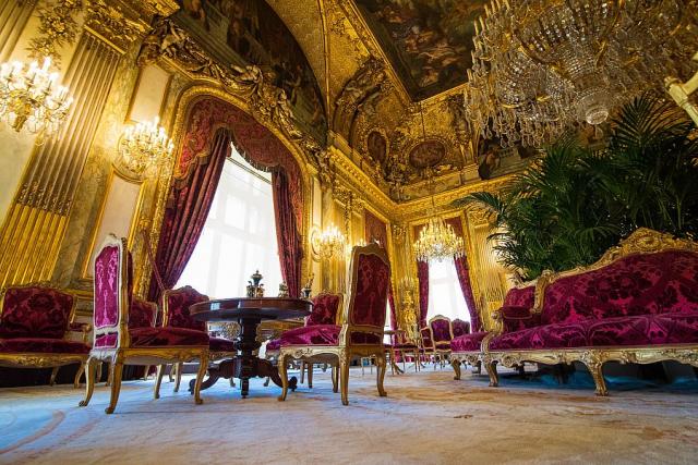 Louvre_komnaty_Napoleona.jpg