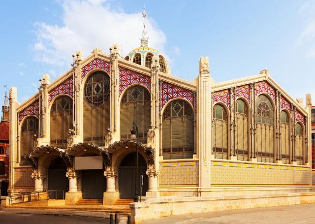 Spanelsko_Valencie_Mercado_Central_exterier.jpg