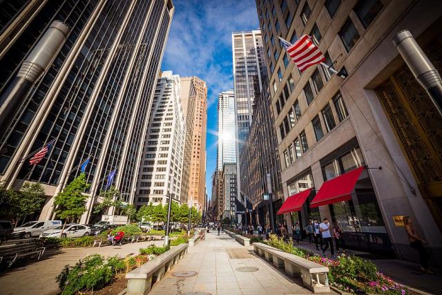 New_York_Wall_Street__foto_Pavel_Spurek.jpg
