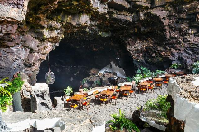 jameos del agua (2).jpg