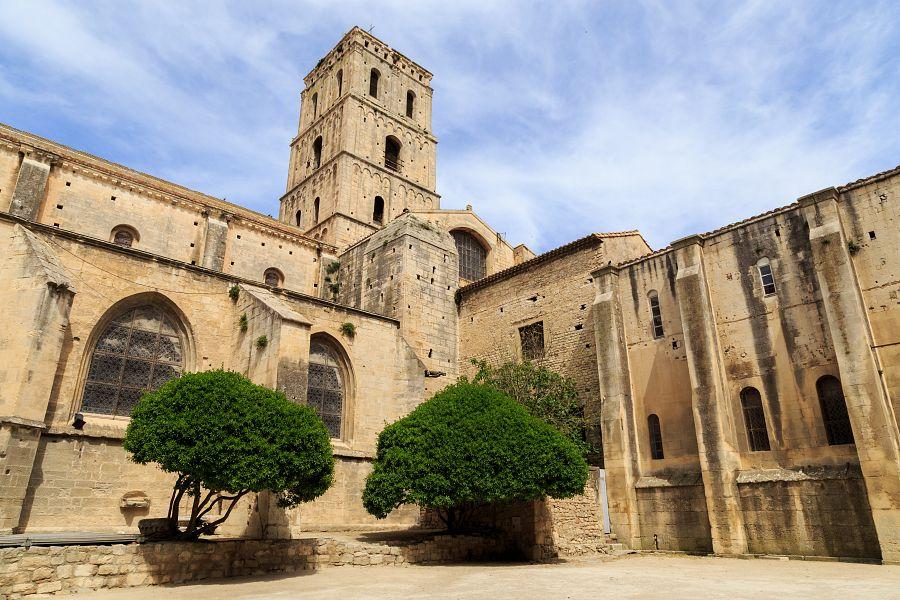 Francie_Arles_Saint_Trophime.jpg