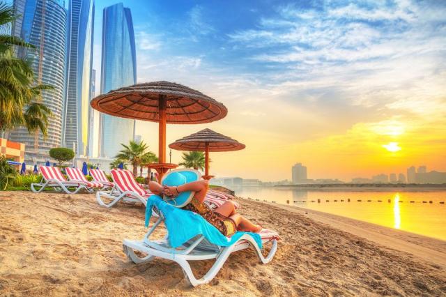 Dubaj_plaz