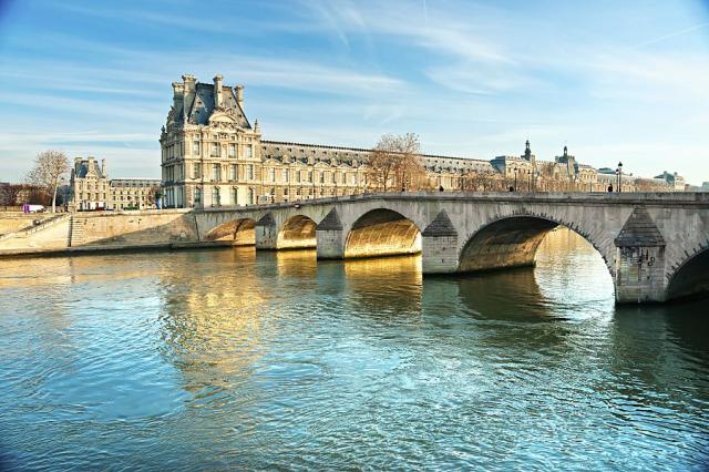 Louvre