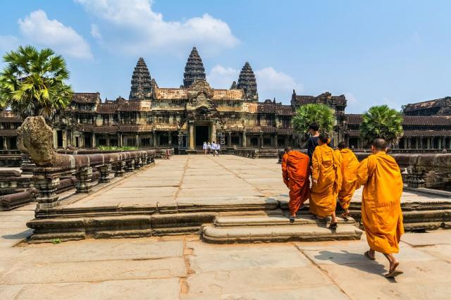 To Nejlepší Z Kambodže + Tajuplné Chrámy Angkor Wat + Pláže Ostrova Koh Rong (Le