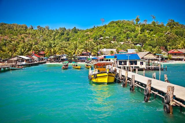 Přístav na ostrově Koh Rong